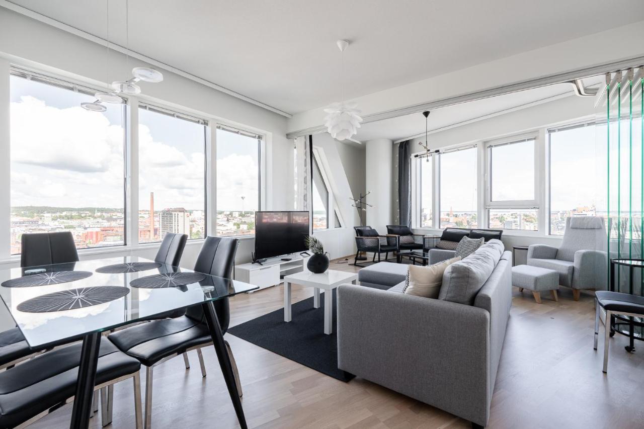 Stunning Views 11Th Floor 2Br Home With Sauna - Hosted By 2Ndhomes Τάμπερε Εξωτερικό φωτογραφία